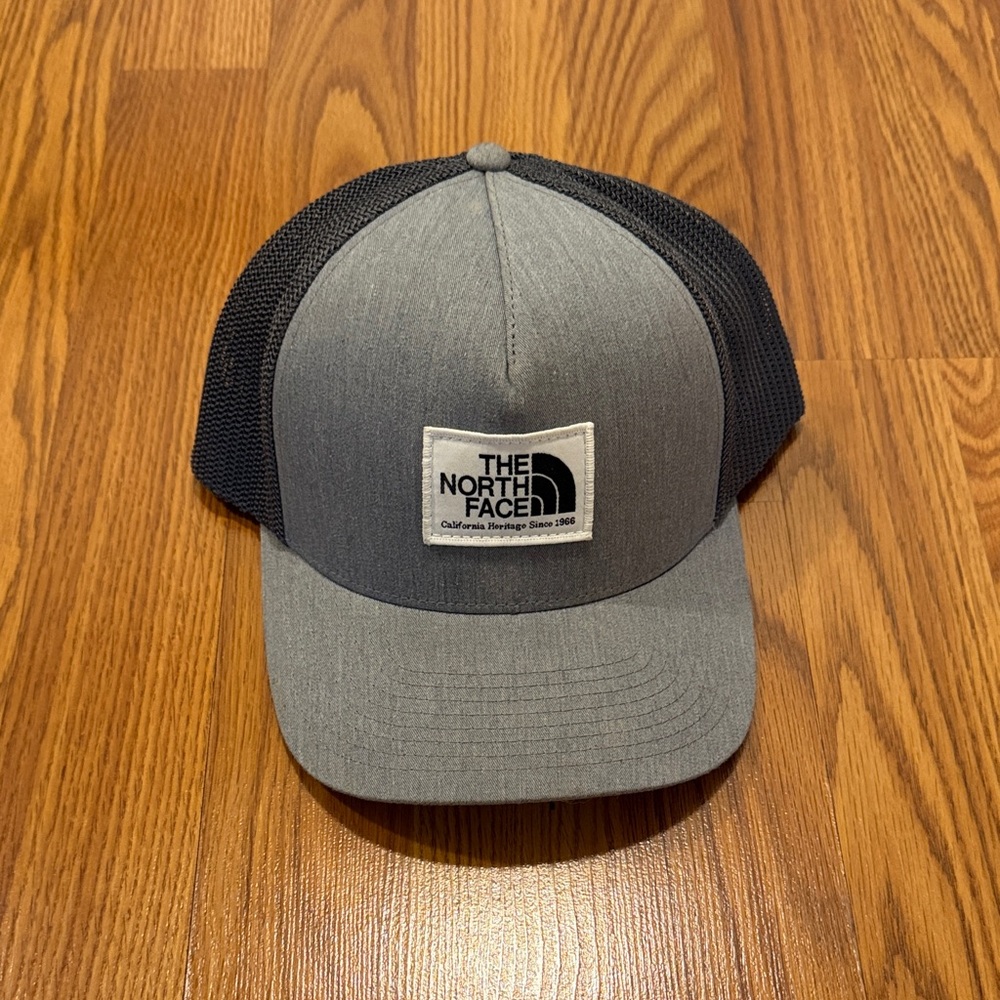 The North Face Gray and Black Mesh Cap